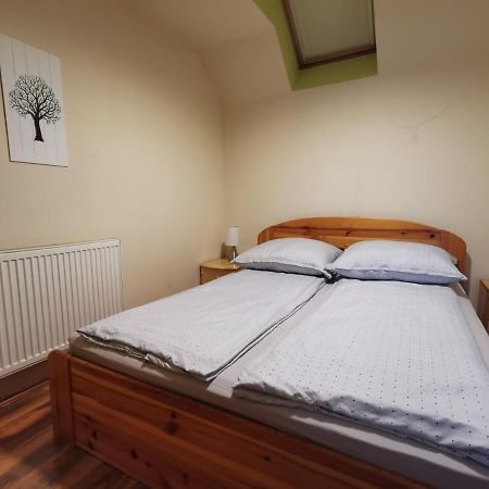 Galery Apartman Gyula Zewnętrze zdjęcie